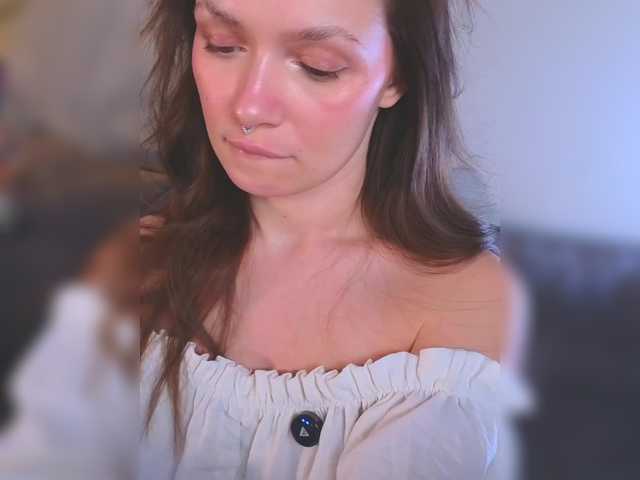 Hotksy's BongaCams show and profile