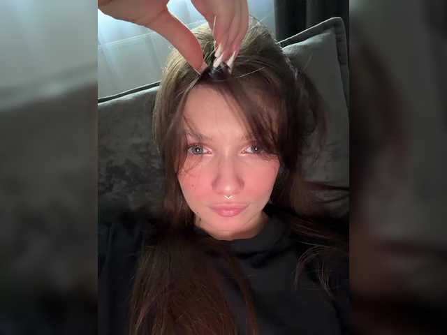 Hotksy's BongaCams show and profile