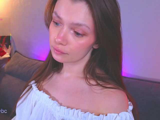 Hotksy's BongaCams show and profile