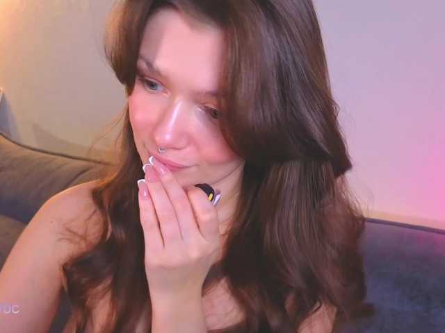 Hotksy's BongaCams show and profile