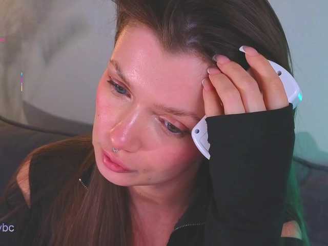 Hotksy's BongaCams show and profile