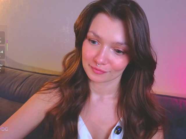 Hotksy's BongaCams show and profile