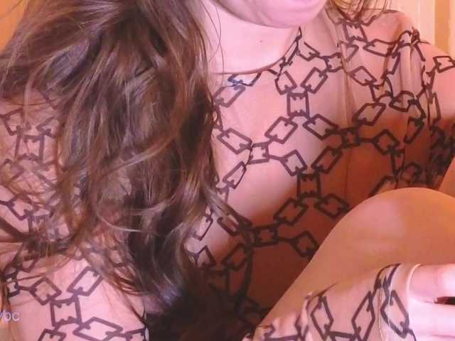 Hotksy's BongaCams show and profile