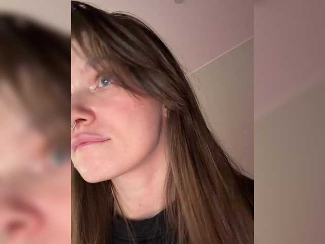 Hotksy's BongaCams show and profile