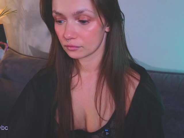 Hotksy's BongaCams show and profile