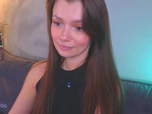 Hotksy's BongaCams show and profile