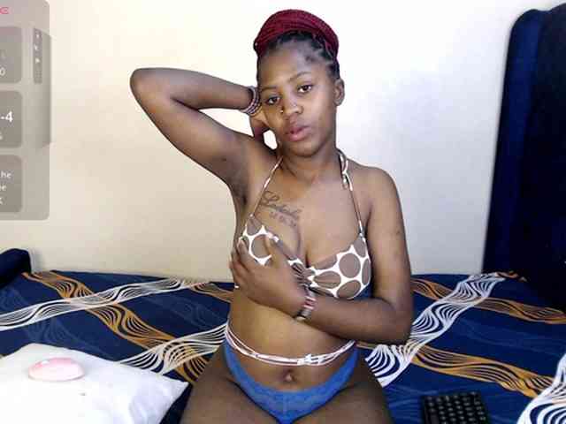 Toniabanks webcam