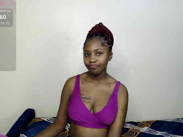 Toniabanks webcam