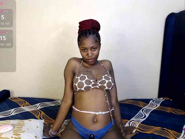 Toniabanks webcam