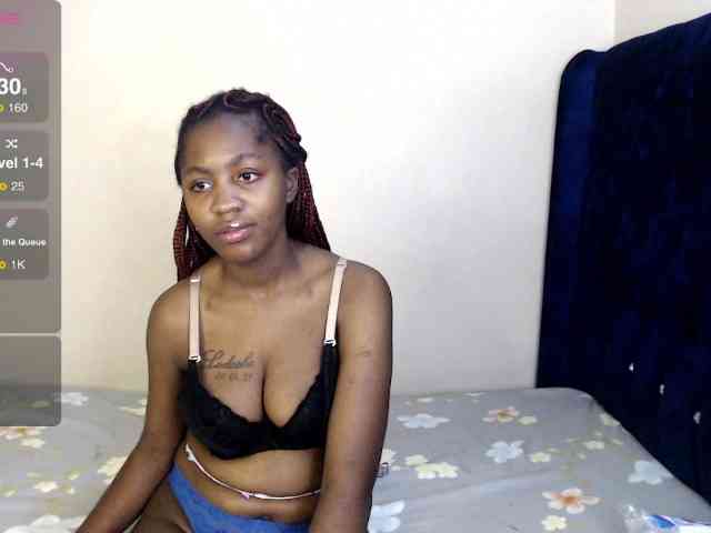 Toniabanks webcam