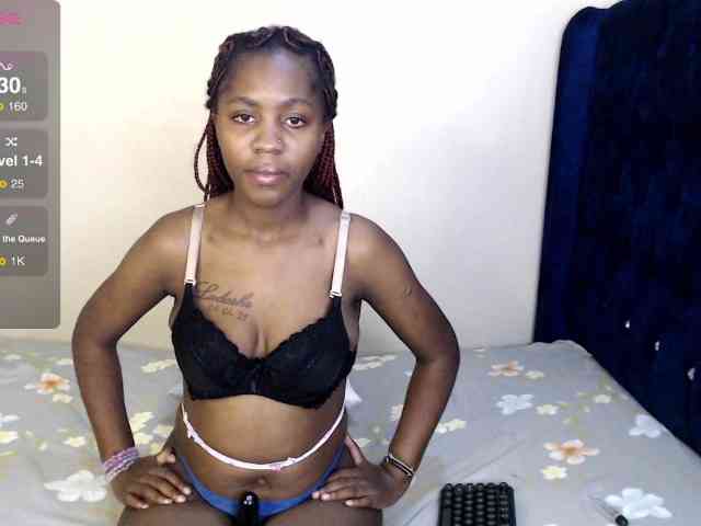 Toniabanks webcam