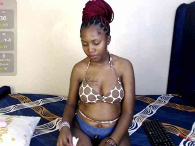 Toniabanks webcam