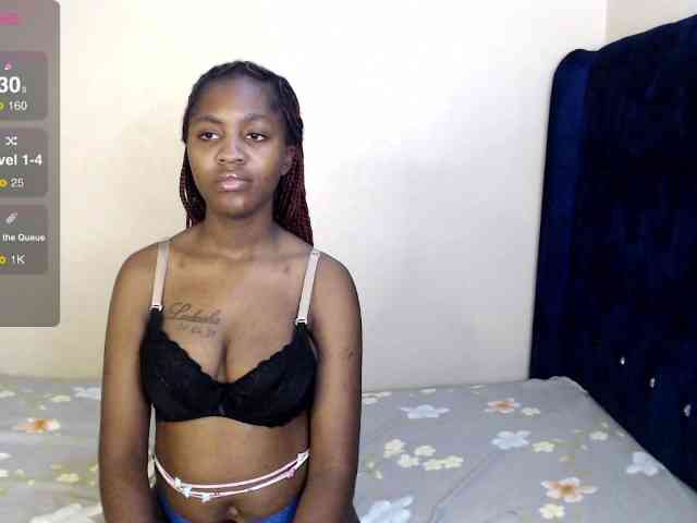 Toniabanks webcam