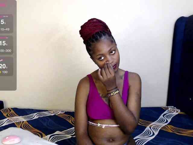 Toniabanks webcam