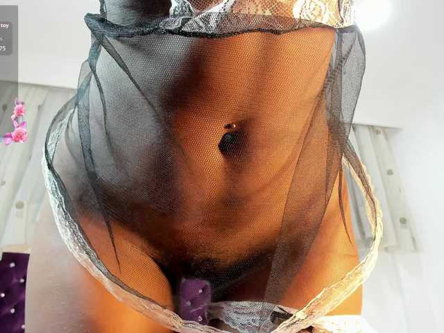 KinkyCutie's BongaCams show and profile