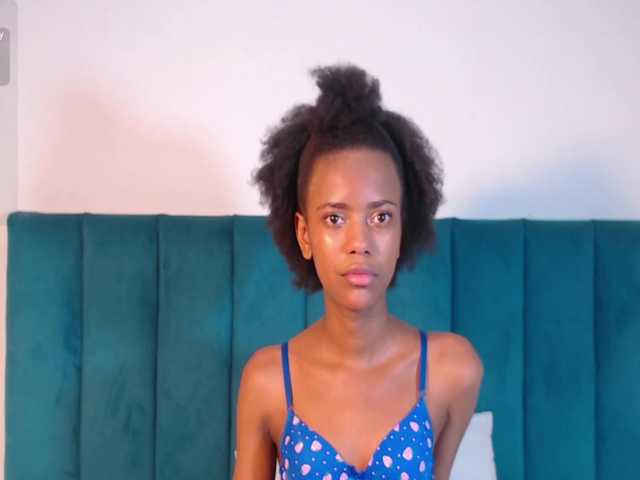  KinkyCutie chat room