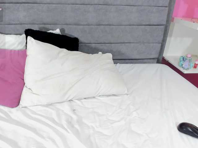 KinkyCutie's BongaCams show and profile