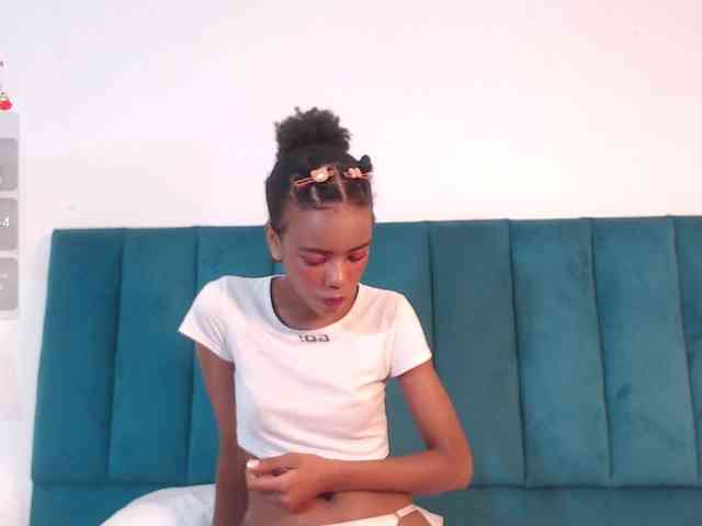KinkyCutie webcam