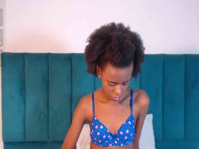 KinkyCutie webcam