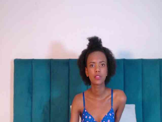 KinkyCutie webcam