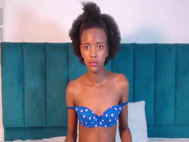 KinkyCutie webcam