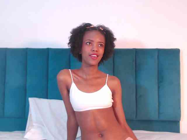 KinkyCutie webcam