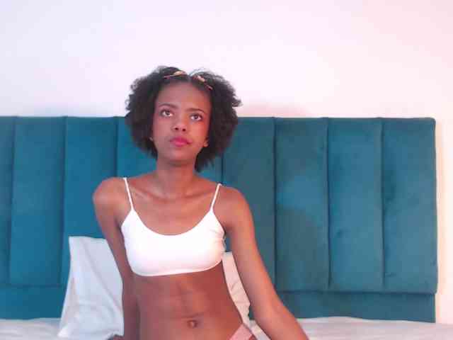 KinkyCutie webcam