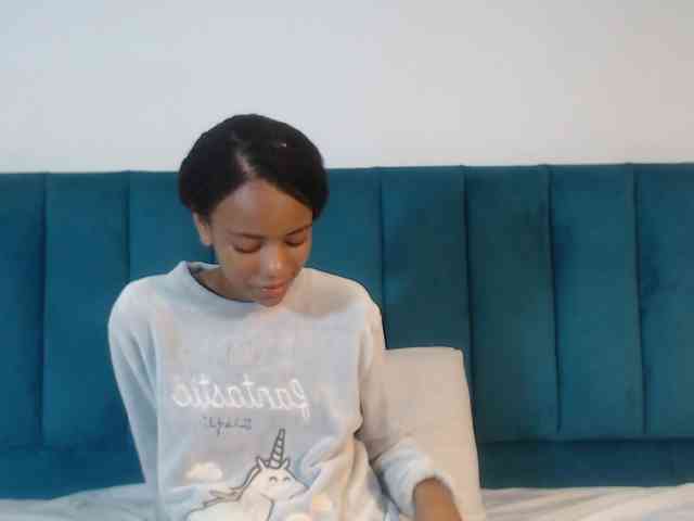 KinkyCutie webcam