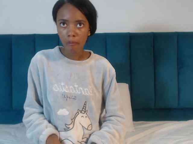 KinkyCutie webcam