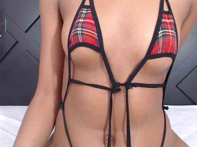 KinkyCutie webcam