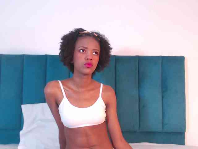 KinkyCutie webcam