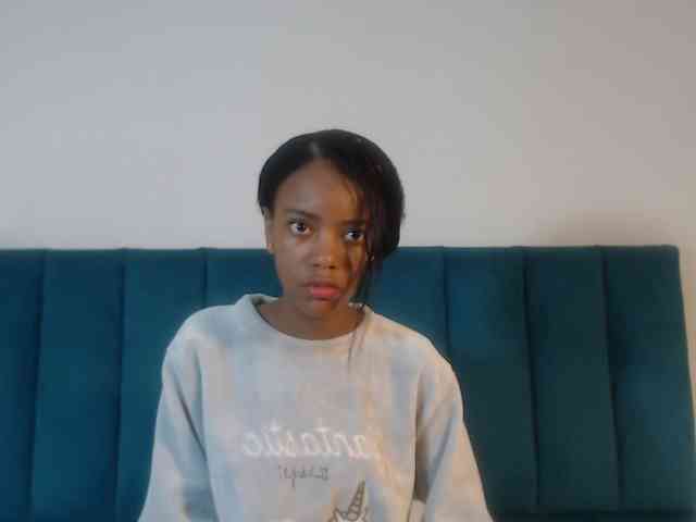 KinkyCutie webcam