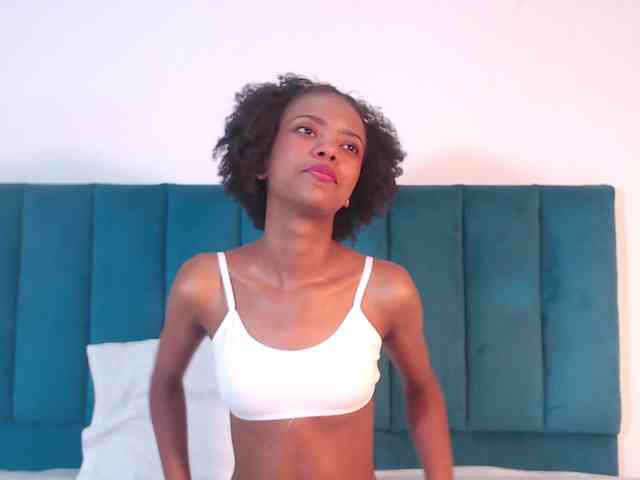 KinkyCutie webcam