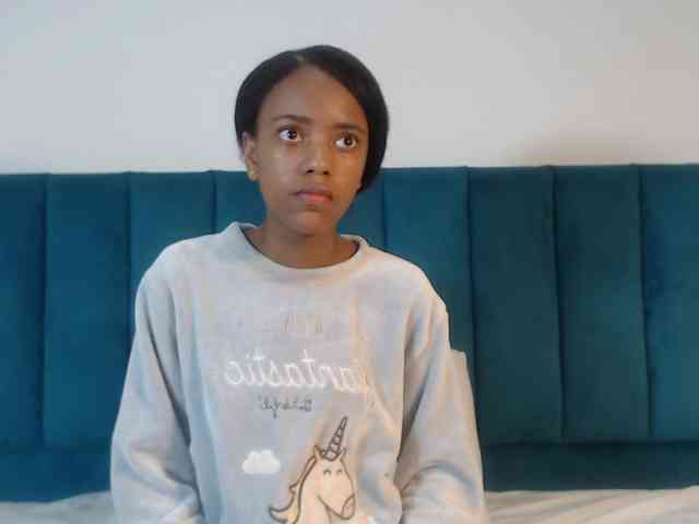KinkyCutie webcam