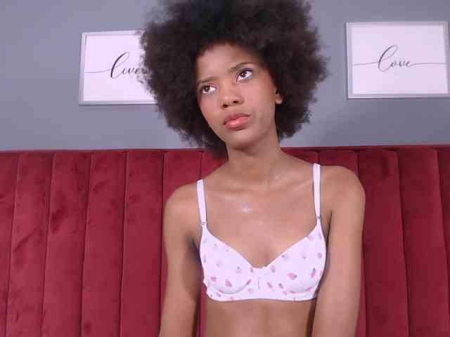 KinkyCutie webcam
