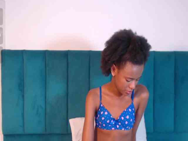 KinkyCutie webcam