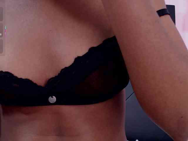 KinkyCutie webcam