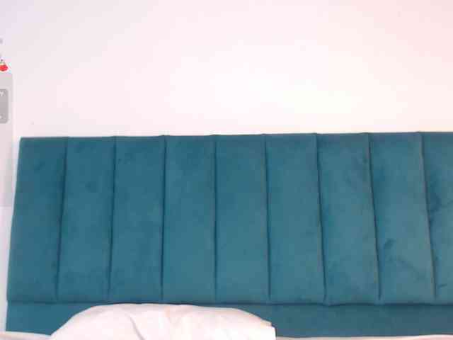 KinkyCutie webcam
