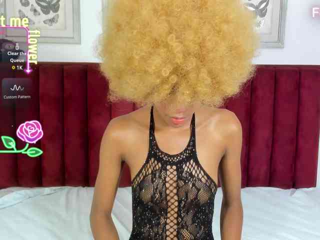 KinkyCutie webcam
