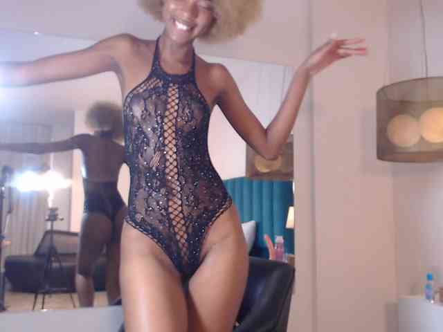 KinkyCutie webcam