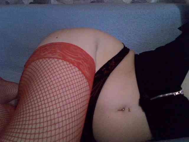 Gella-Rose webcam