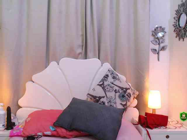 Group chat for 20 39 tokens, Full privates for 30 59 tokens, Privates for 3..., in dressing 3