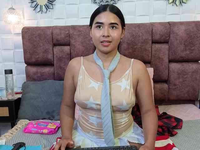 adult webcam KiaraJazz
