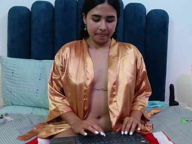 KiaraJazz webcam