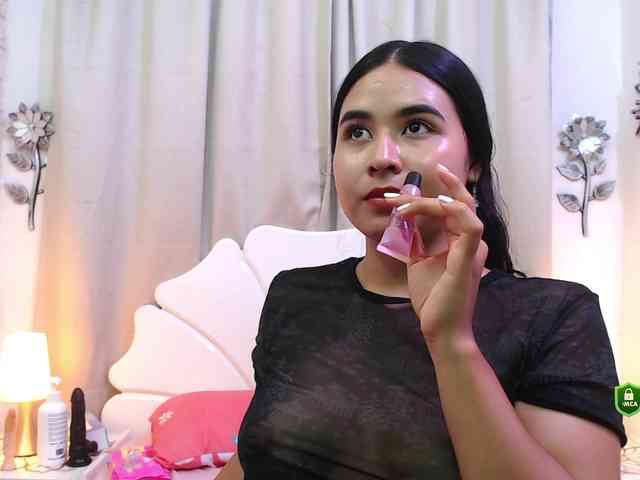 KiaraJazz webcam