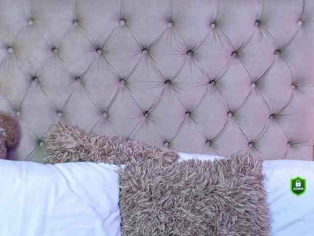 KiaraJazz webcam