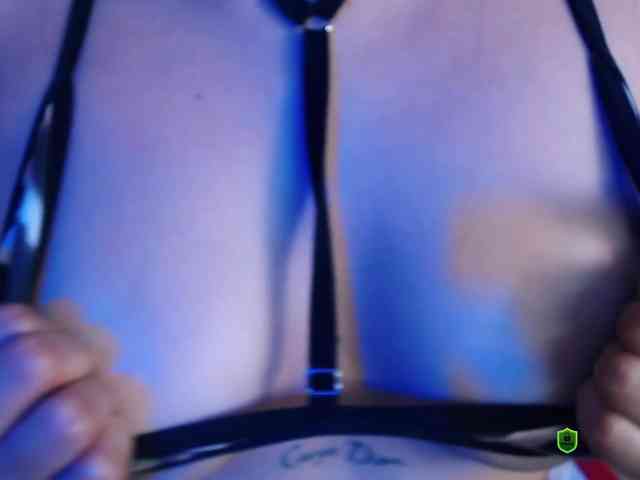 KiaraJazz webcam