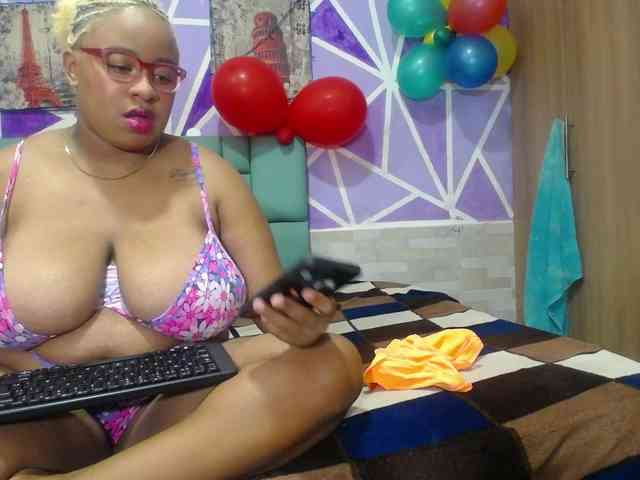 shantal-dominic webcam