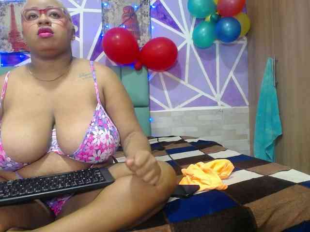 shantal-dominic webcam