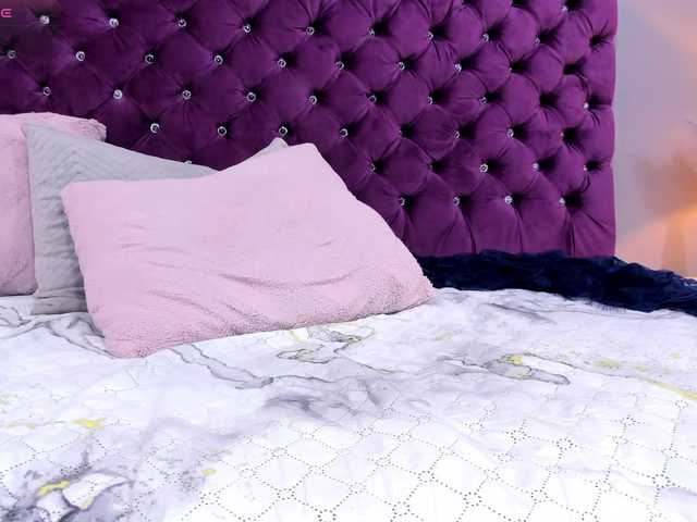 MauraGray's BongaCams show and profile